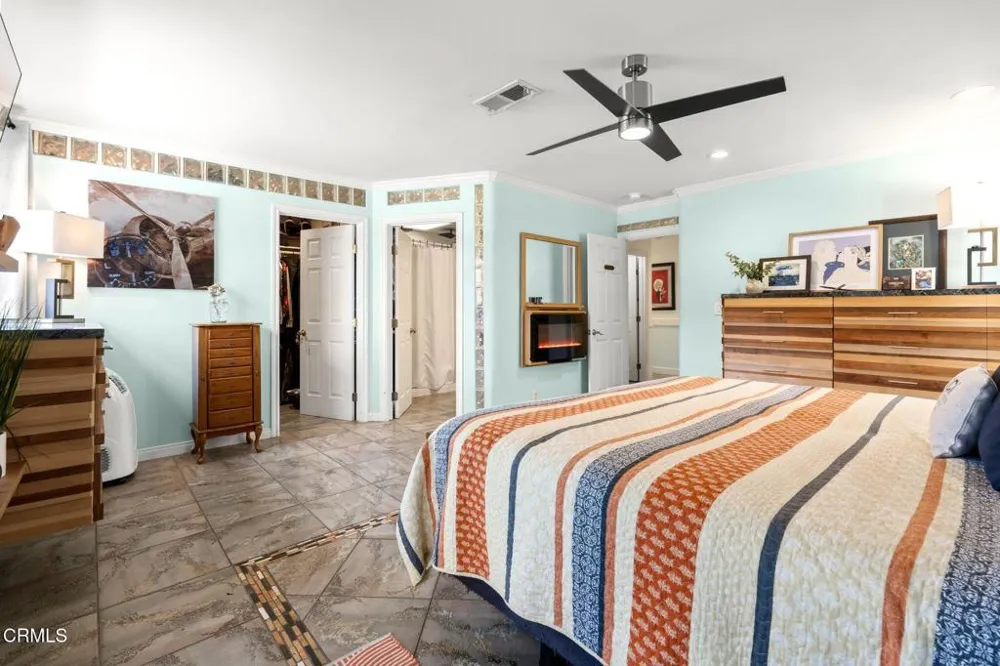 6994 Swan Street Ventura, CA 93003