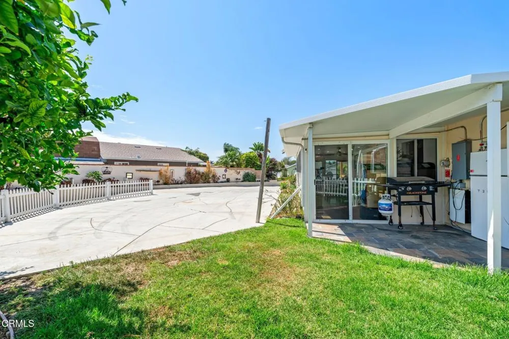 6994 Swan Street Ventura, CA 93003