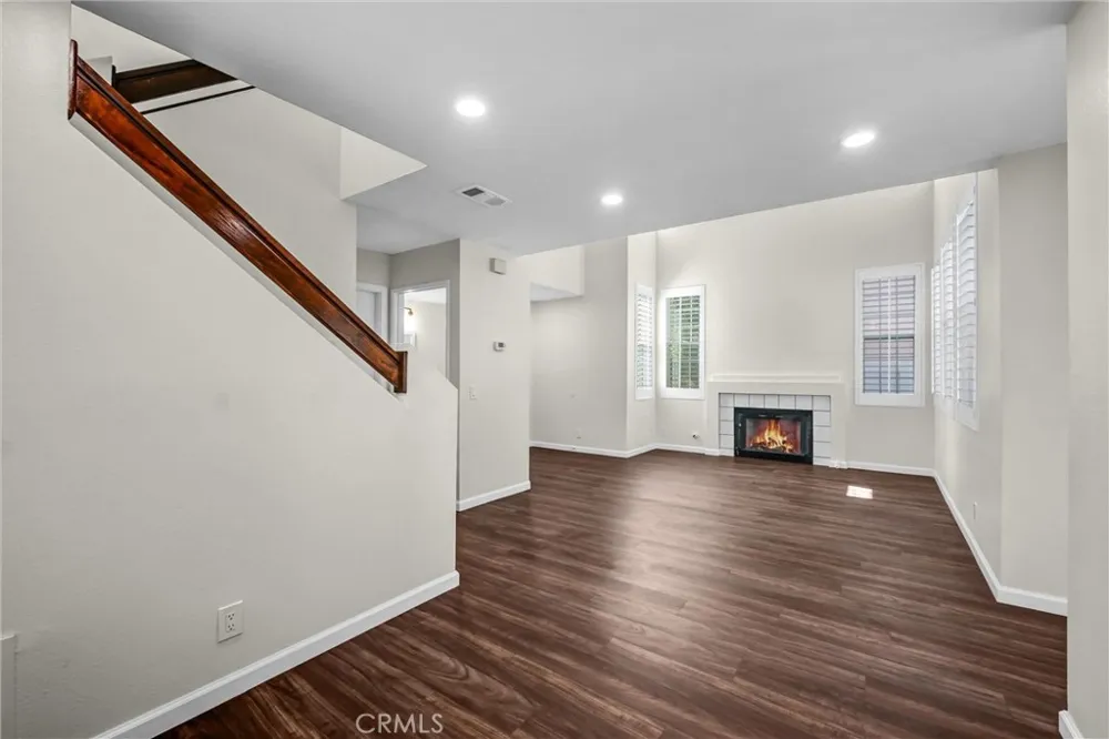 2443 Haven Ridge Pomona, CA 91767