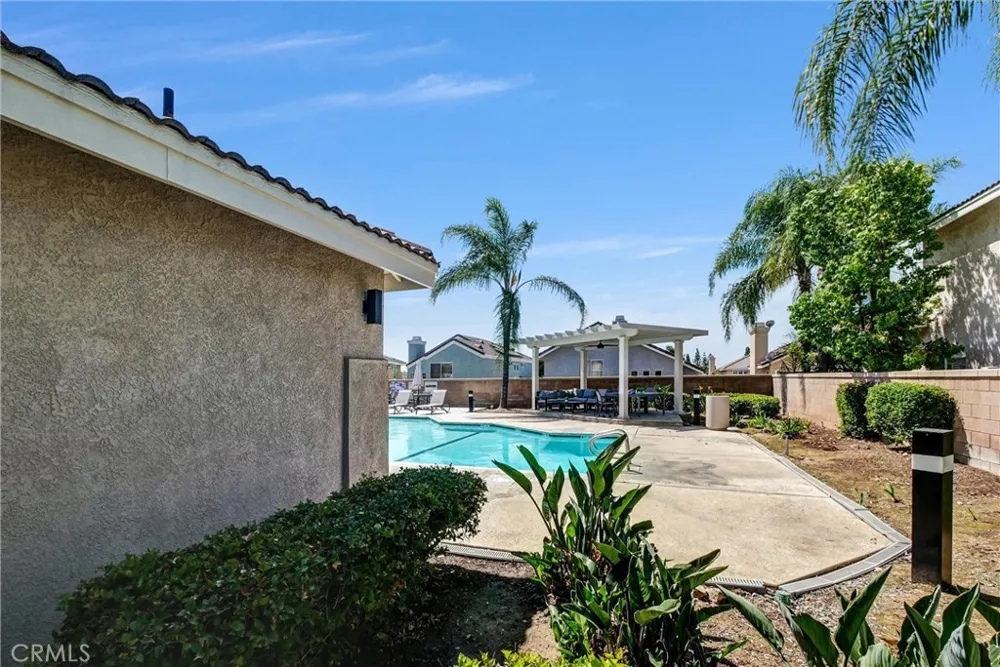 2443 Haven Ridge Pomona, CA 91767