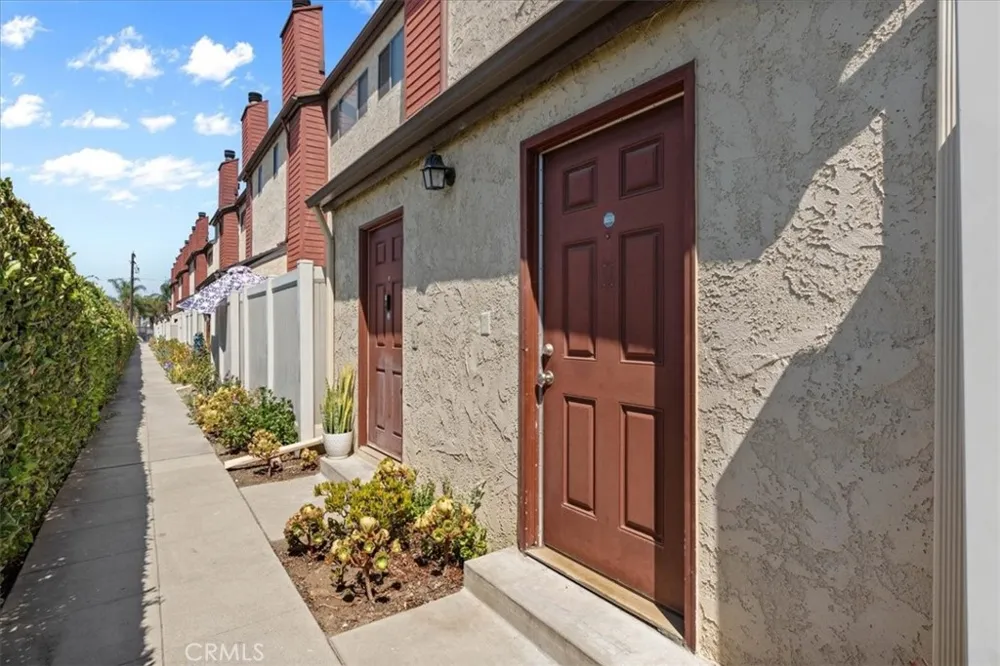 4336 Walnut #E Baldwin Park, CA 91706