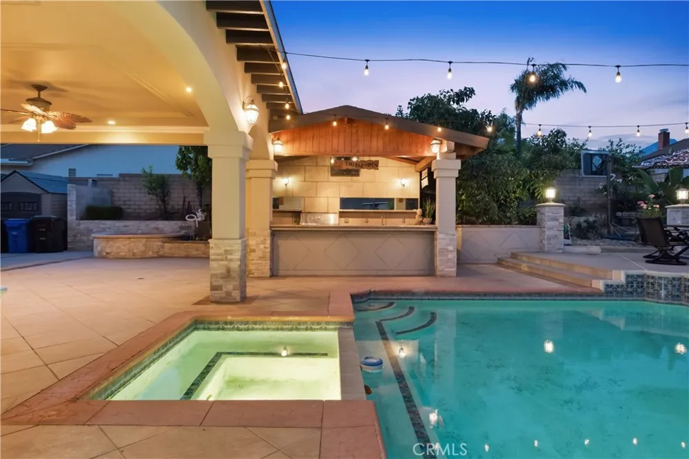 1830 Vail Way Upland, CA 91784