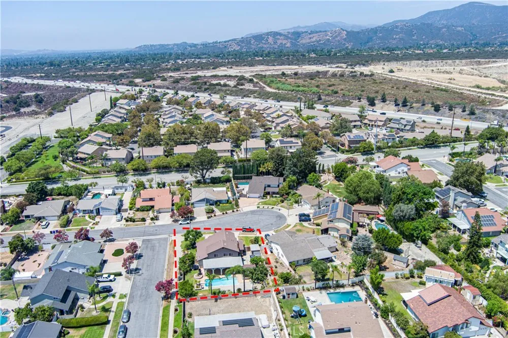 1830 Vail Way Upland, CA 91784