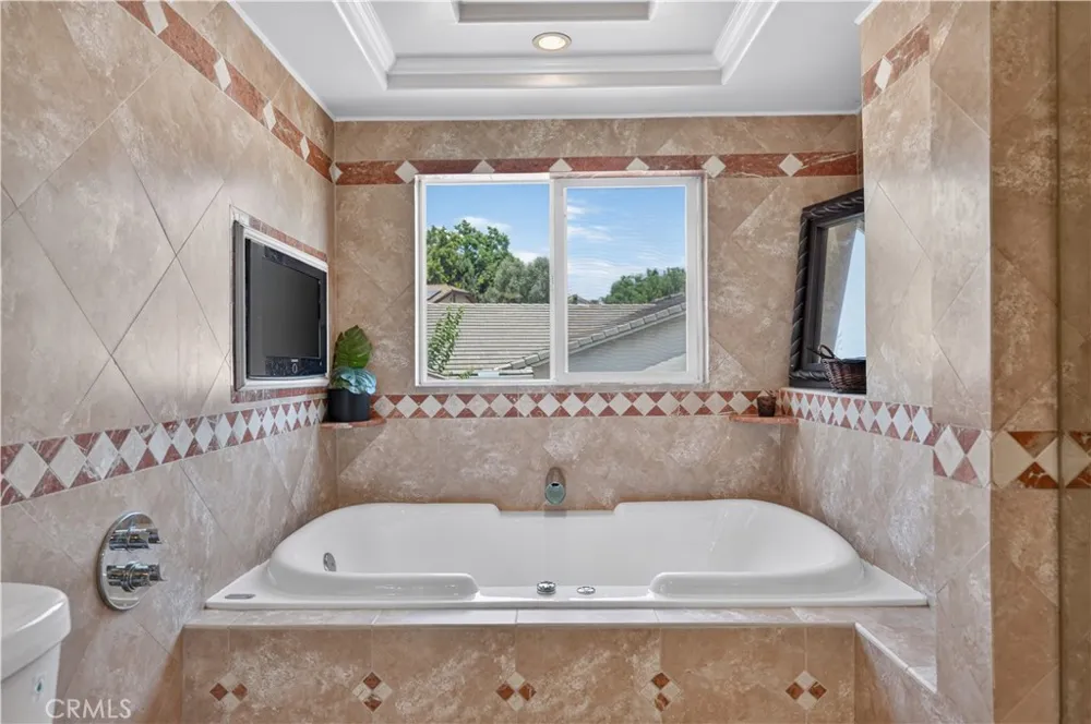 1830 Vail Way Upland, CA 91784