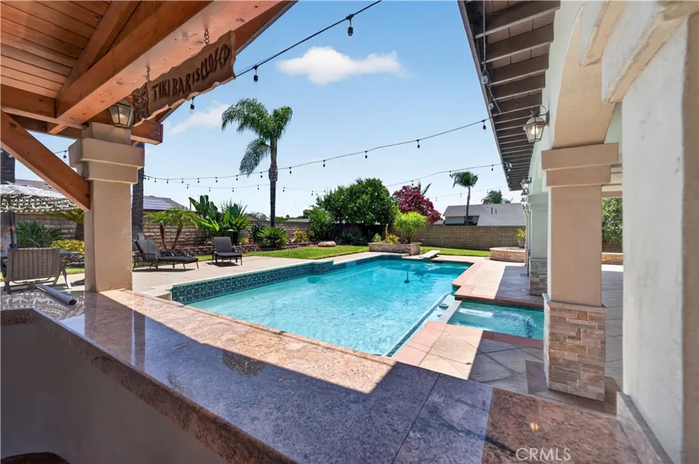 1830 Vail Way Upland, CA 91784
