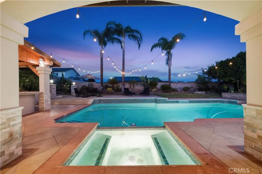 1830 Vail Way Upland, CA 91784