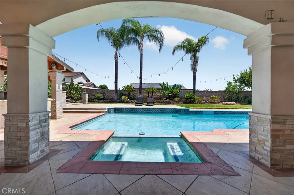 1830 Vail Way Upland, CA 91784