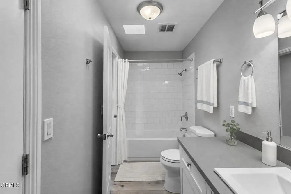 1149 Winthrop Lane Ventura, CA 93001