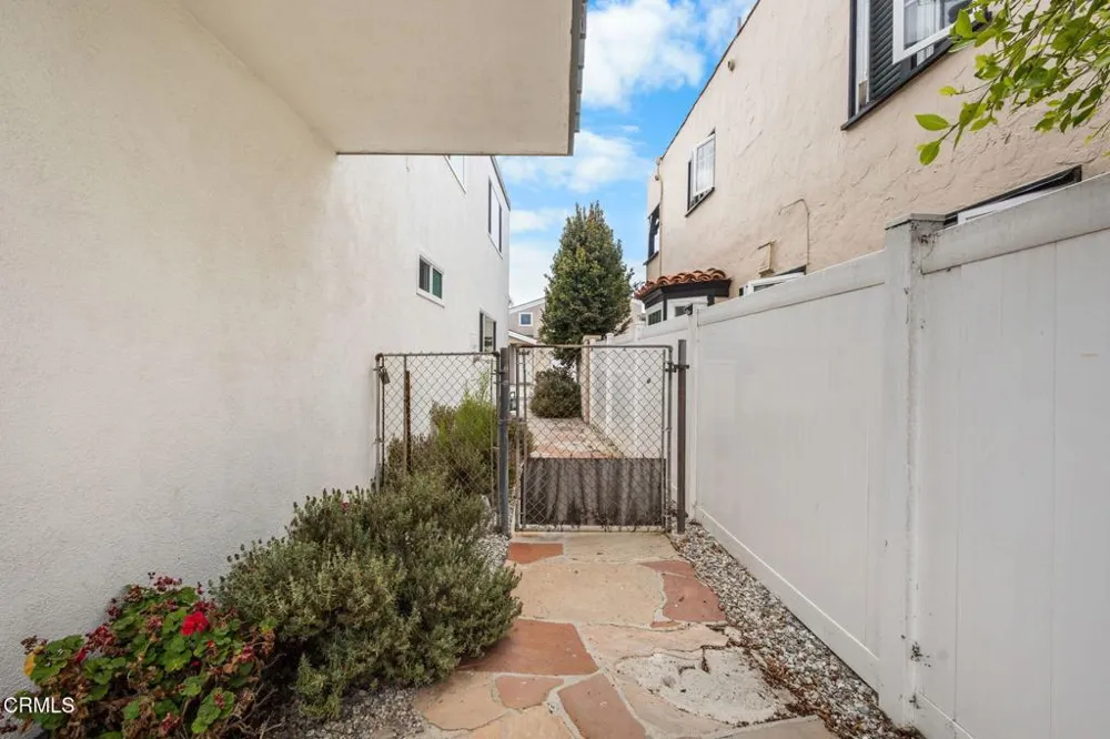 1149 Winthrop Lane Ventura, CA 93001