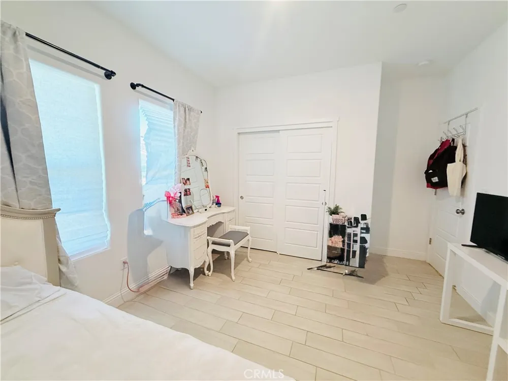 9705 Cotton Creek Shafter, CA 93263