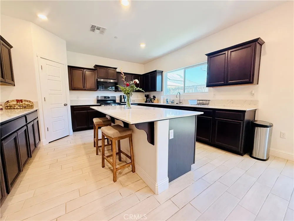 9705 Cotton Creek Shafter, CA 93263