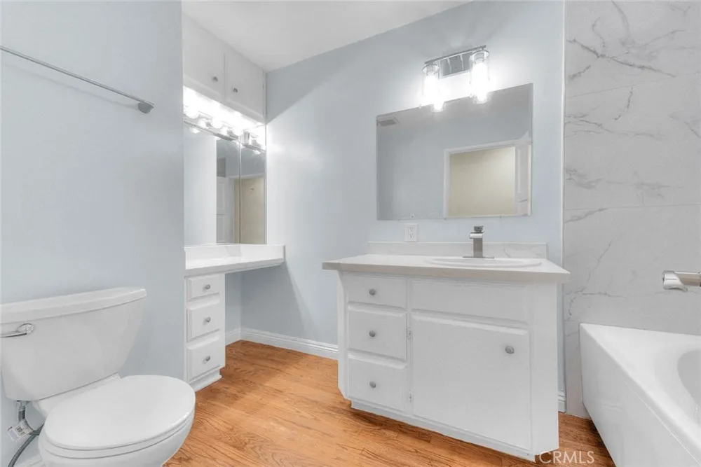 537 Jamestown Burbank, CA 91504