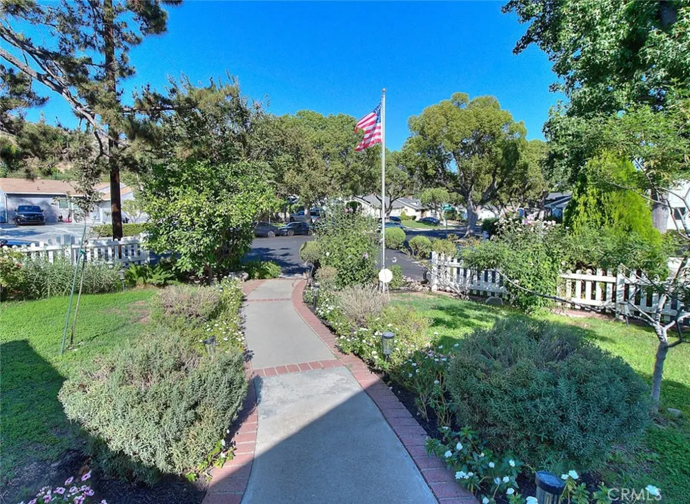 537 Jamestown Burbank, CA 91504