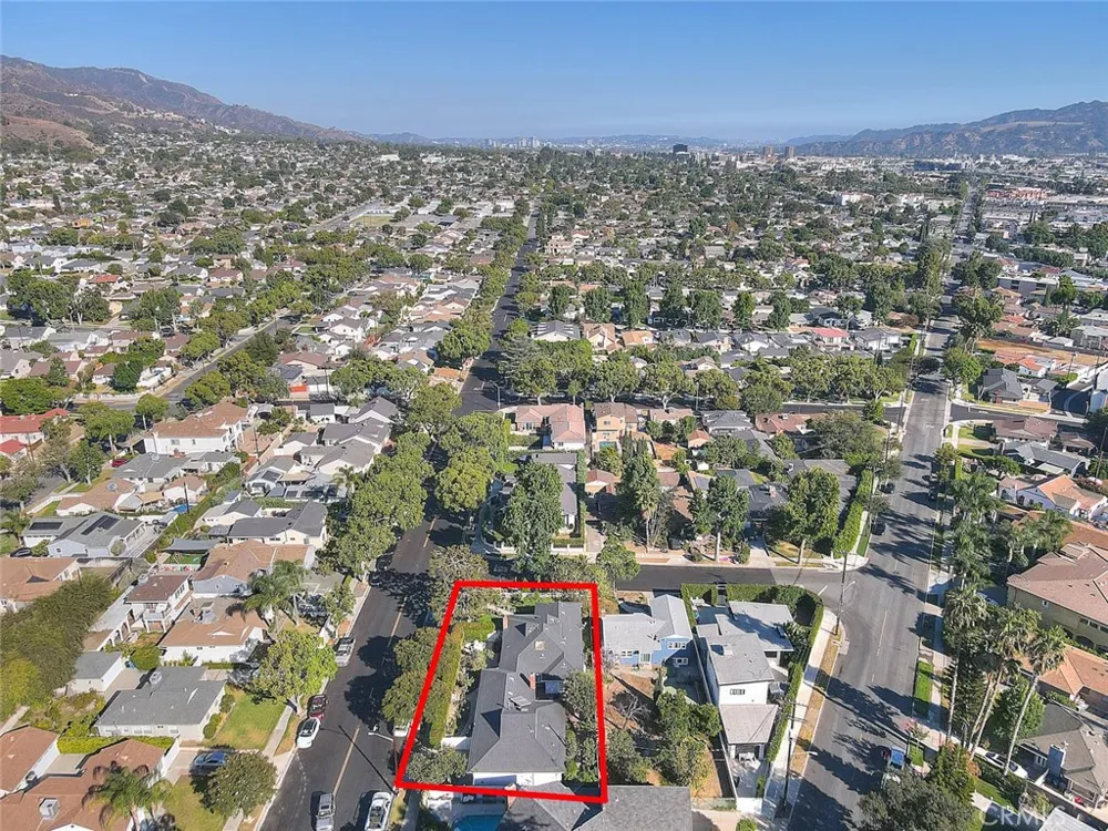 537 Jamestown Burbank, CA 91504