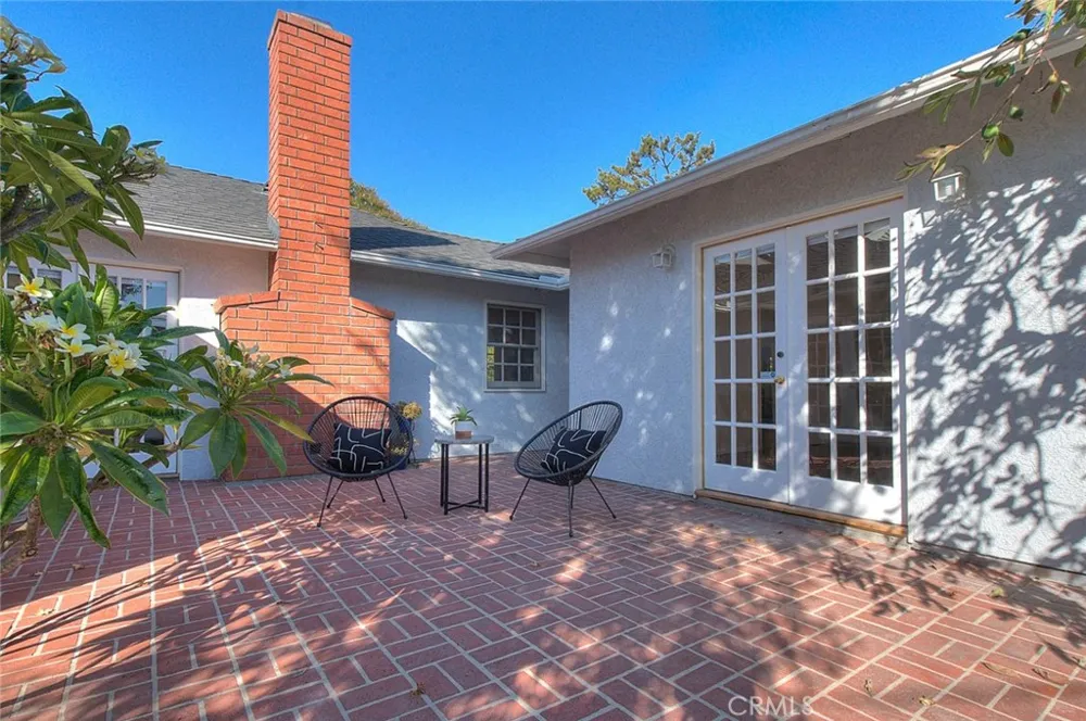 537 Jamestown Burbank, CA 91504