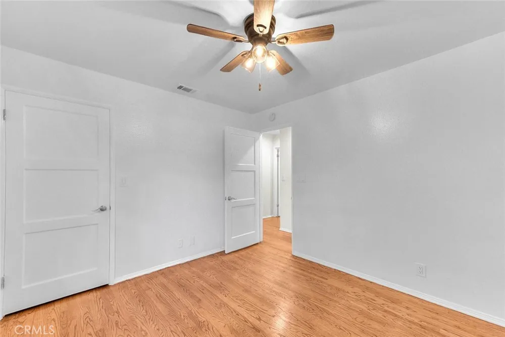 537 Jamestown Burbank, CA 91504