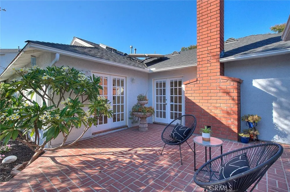 537 Jamestown Burbank, CA 91504