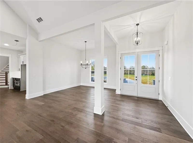 303 Eminence peak Rydal, GA 30171