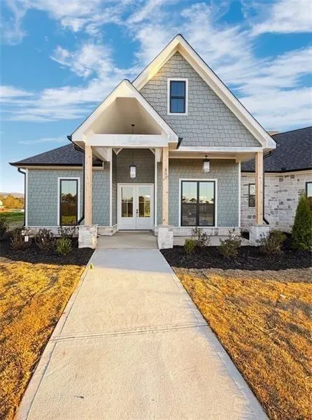 303 Eminence peak Rydal, GA 30171
