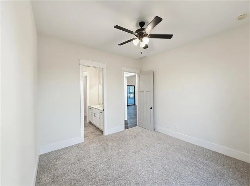 303 Eminence peak Rydal, GA 30171