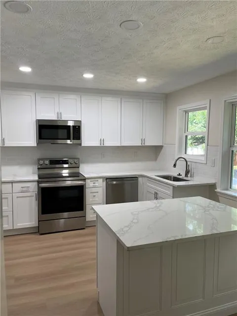 204 Groveland Drive