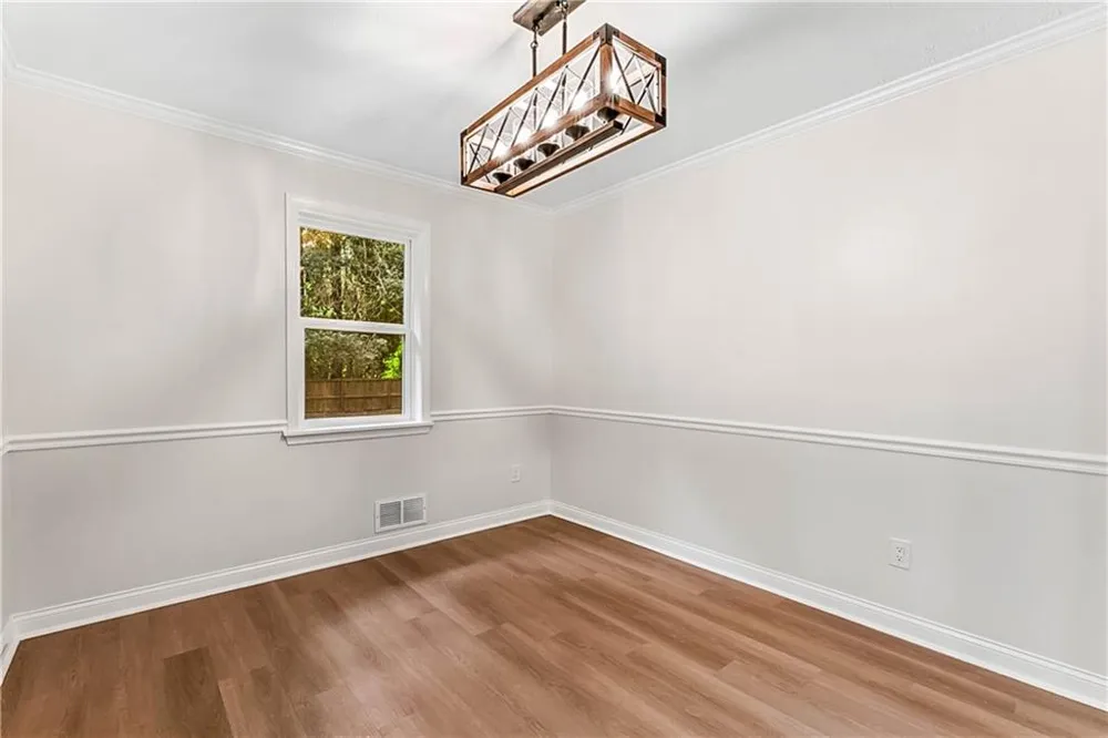204 Groveland Drive Peachtree City, GA 30269