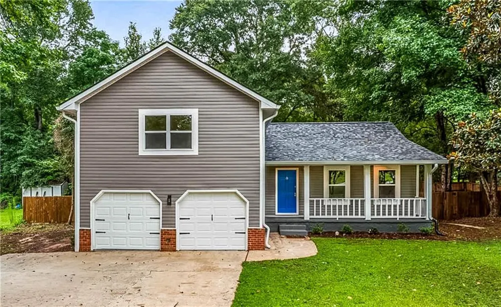 204 Groveland Drive Peachtree City, GA 30269