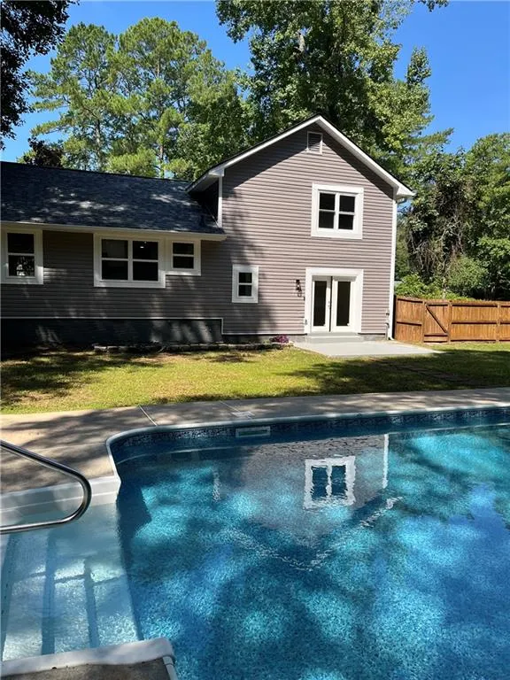 204 Groveland Drive Peachtree City, GA 30269