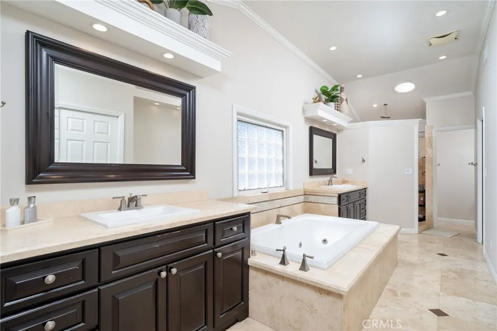 280 E Miramar Claremont, CA 91711