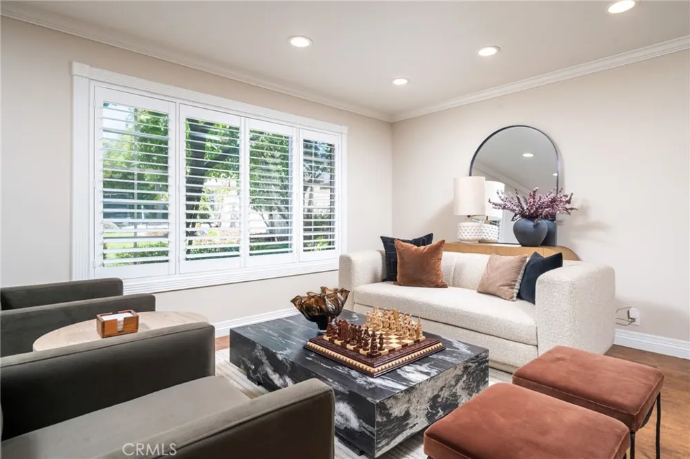 280 E Miramar Claremont, CA 91711