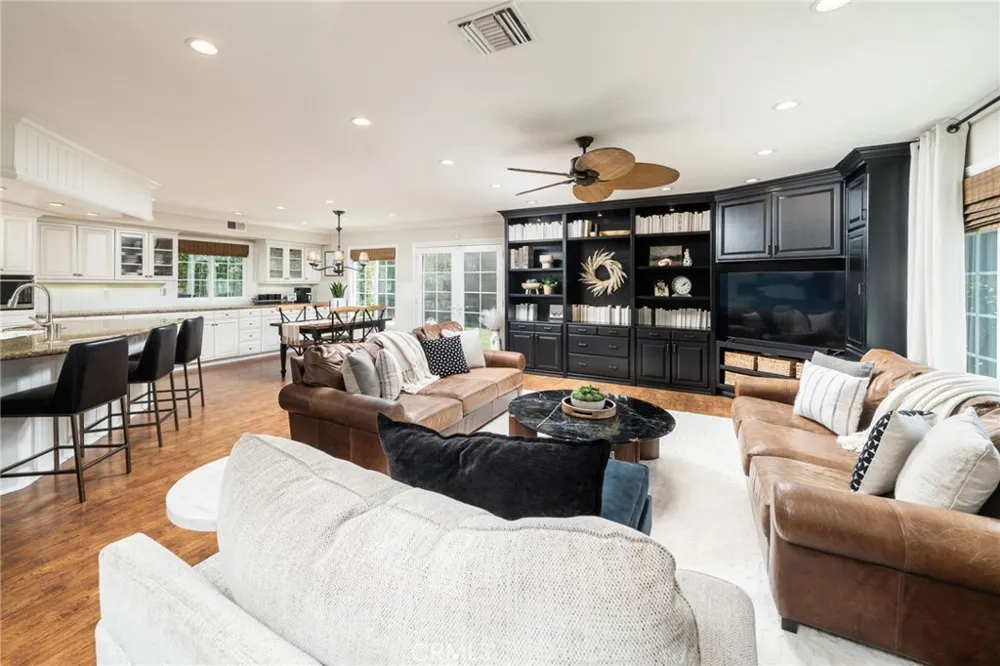 280 E Miramar Claremont, CA 91711