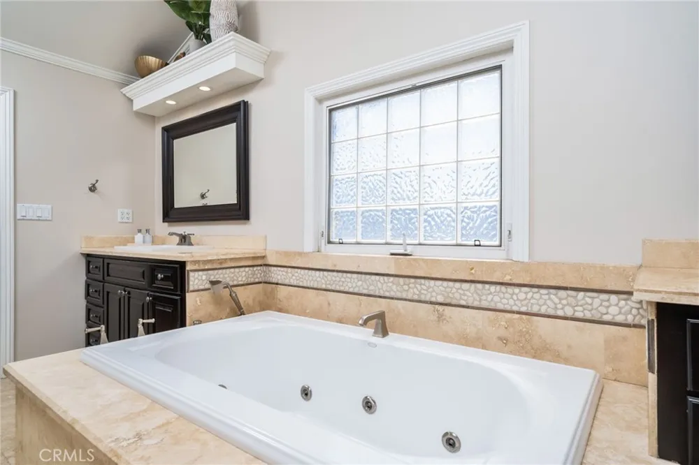 280 E Miramar Claremont, CA 91711