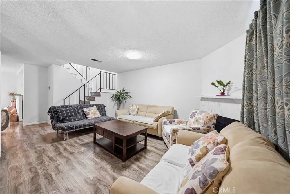 824 S Stoneman Avenue #16 Alhambra, CA 91801
