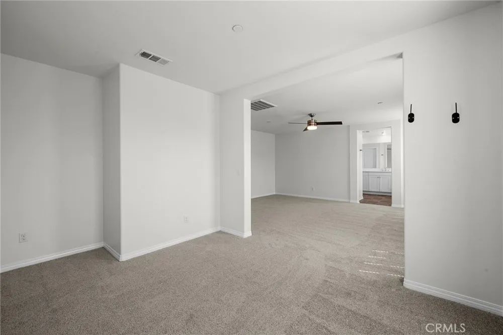 5200 Blueberry Fontana, CA 92336