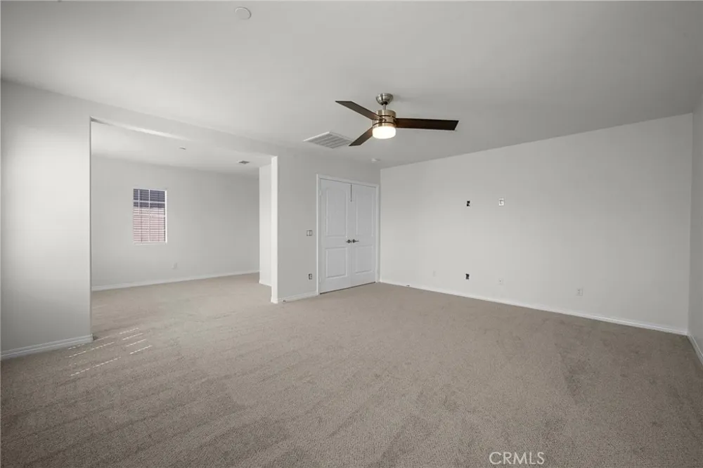 5200 Blueberry Fontana, CA 92336