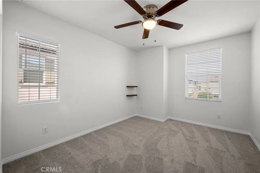 5200 Blueberry Fontana, CA 92336