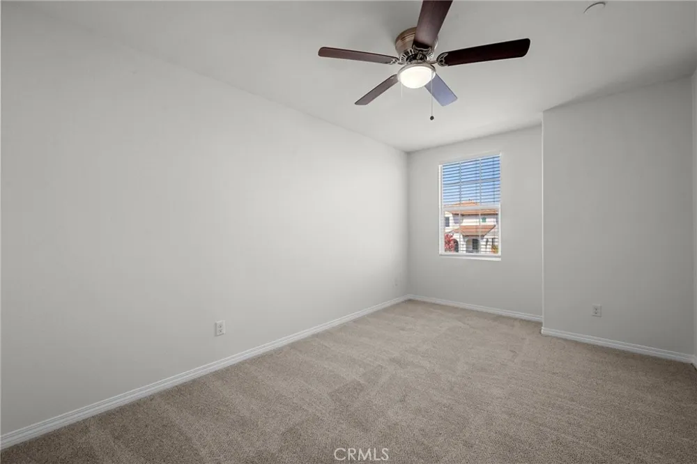 5200 Blueberry Fontana, CA 92336
