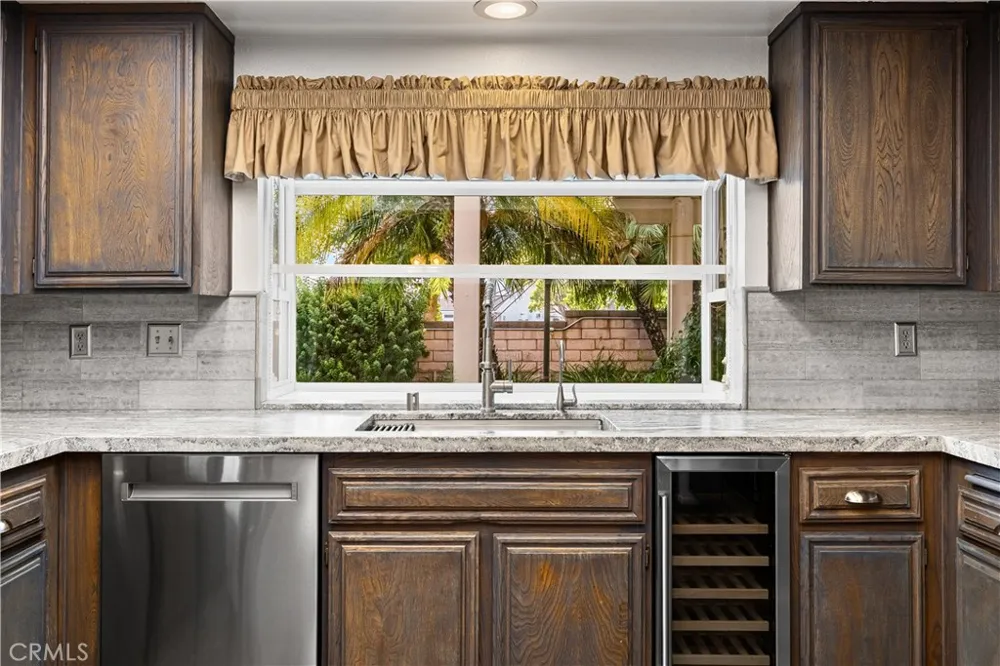 1460 Via Corona La Verne, CA 91750