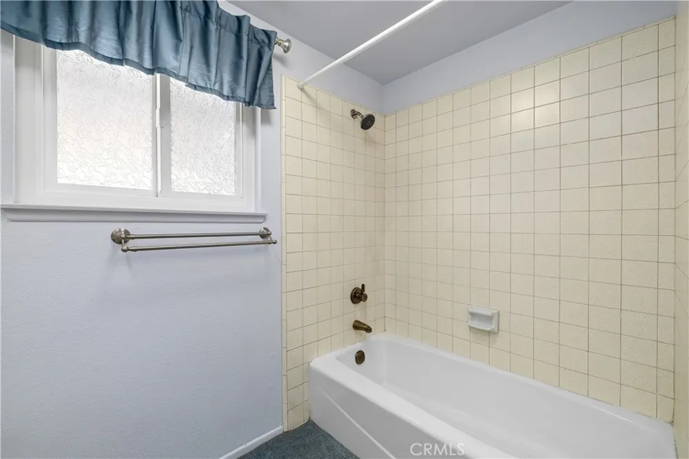 1460 Via Corona La Verne, CA 91750
