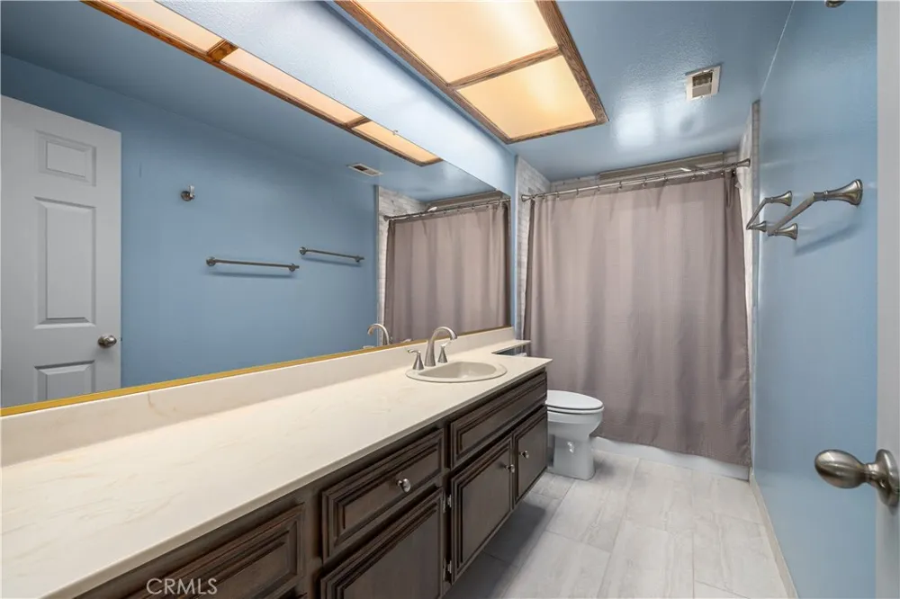 1460 Via Corona La Verne, CA 91750