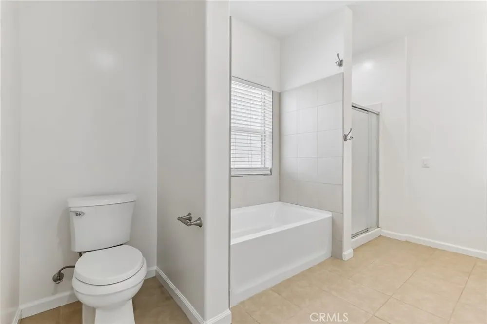 6087 Elsinore Road Phelan, CA 92371