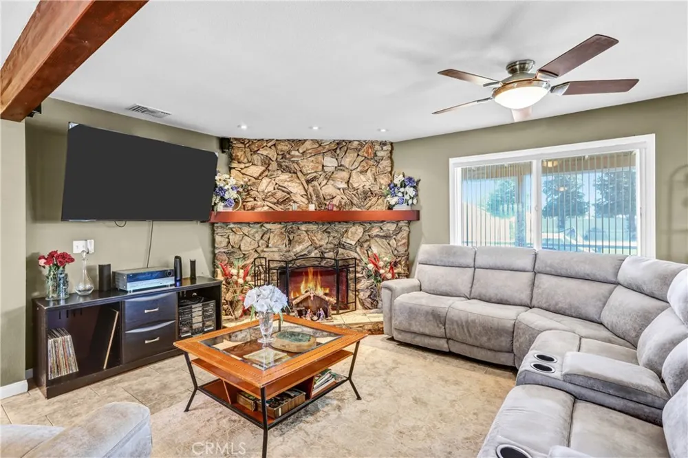 1170 Michigan Beaumont, CA 92223