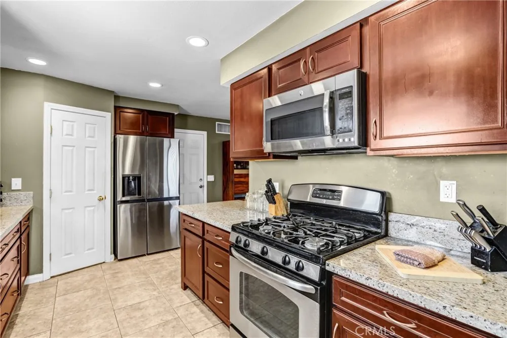 1170 Michigan Beaumont, CA 92223