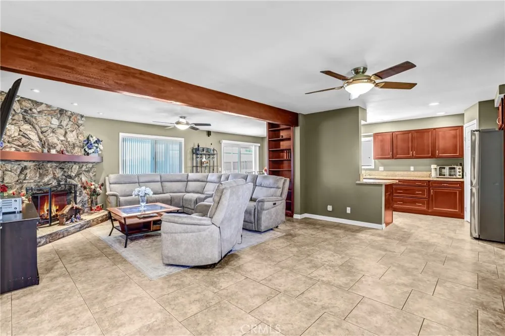 1170 Michigan Beaumont, CA 92223