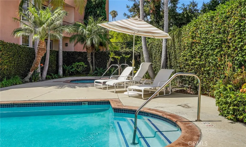 2035 4th street #202C Santa Monica, CA 90405