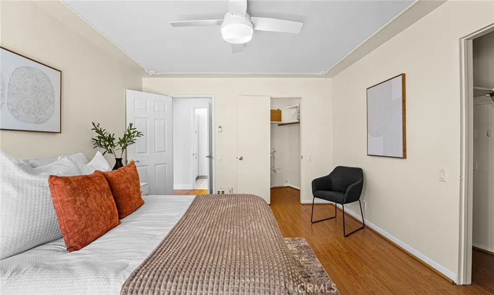 2035 4th street #202C Santa Monica, CA 90405