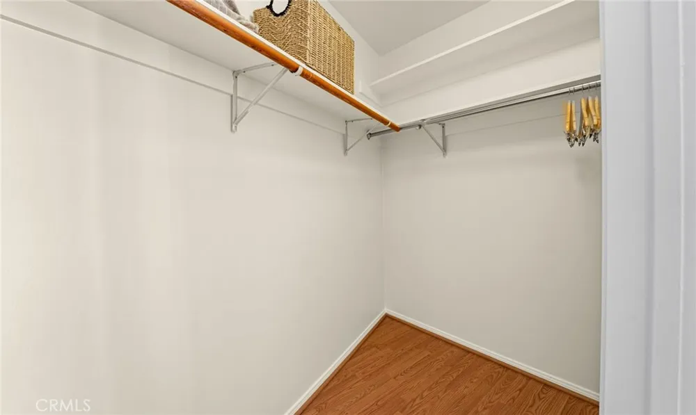 2035 4th street #202C Santa Monica, CA 90405