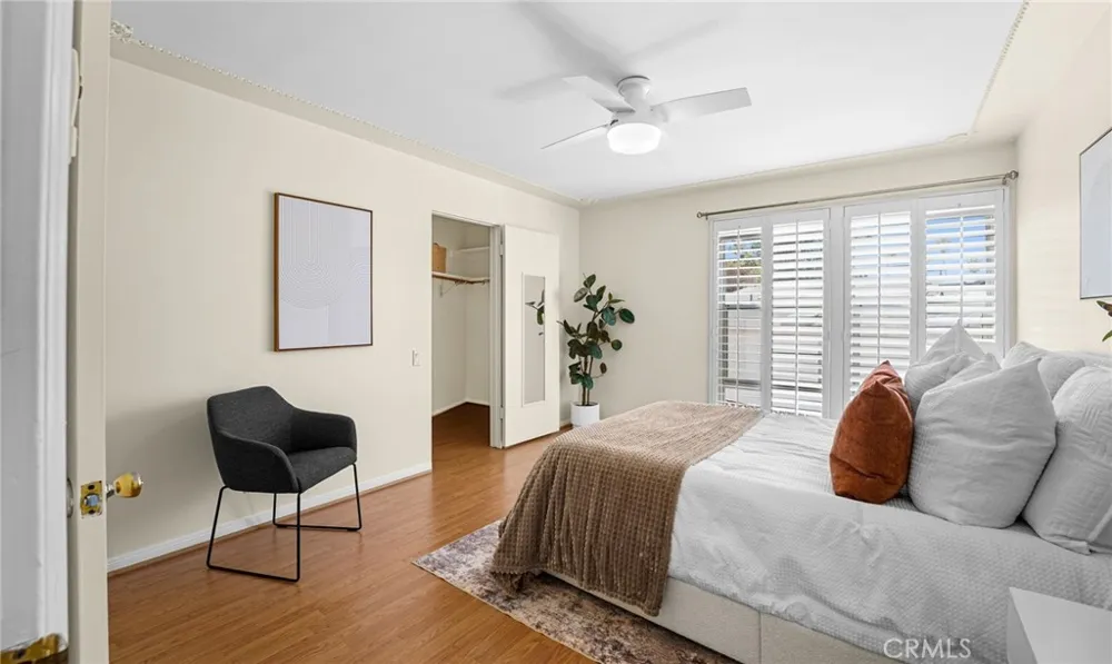 2035 4th street #202C Santa Monica, CA 90405