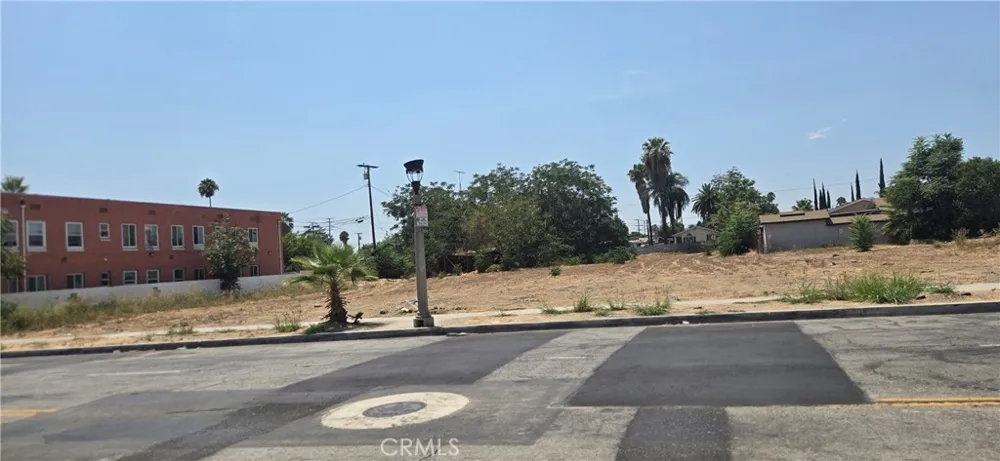 E st San Bernardino, CA 92405
