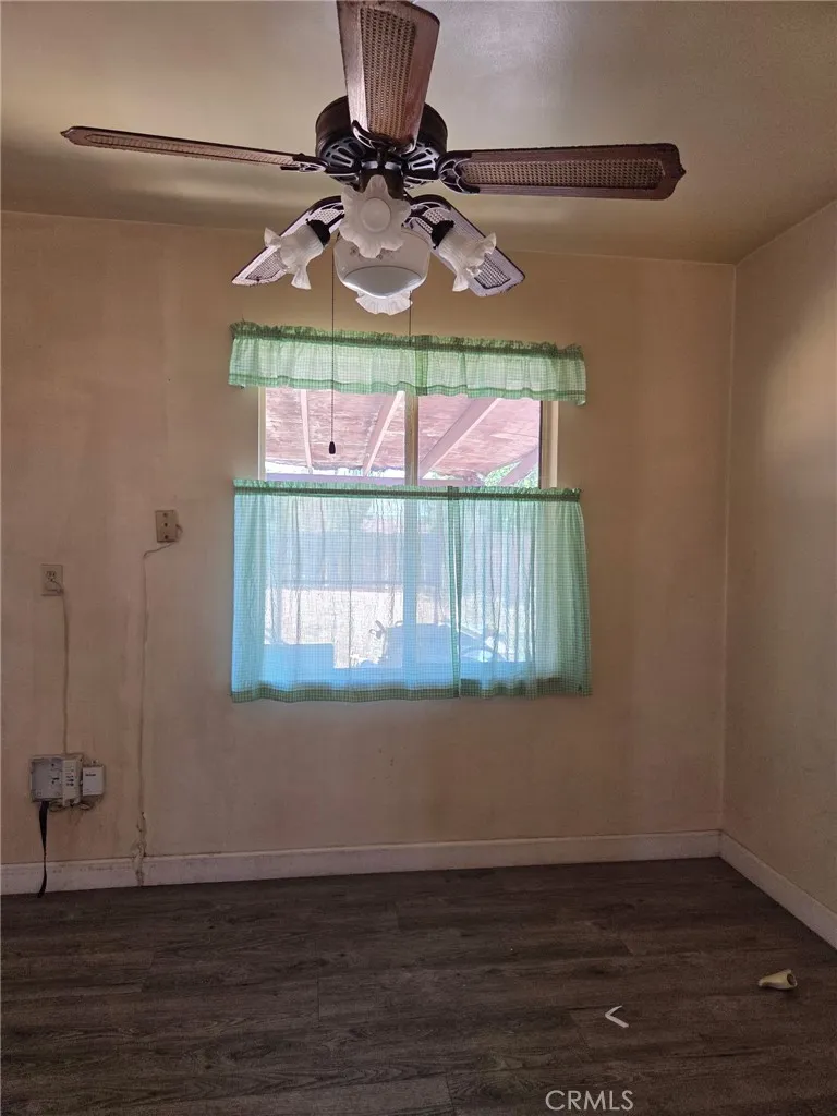 1220 S Vecino Glendora, CA 91740